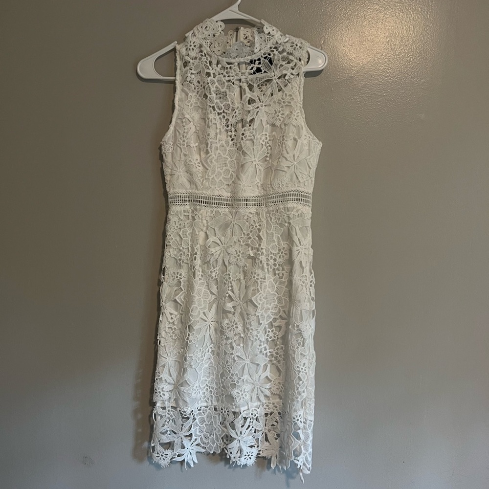 Beautiful DO+BE white Lace dress